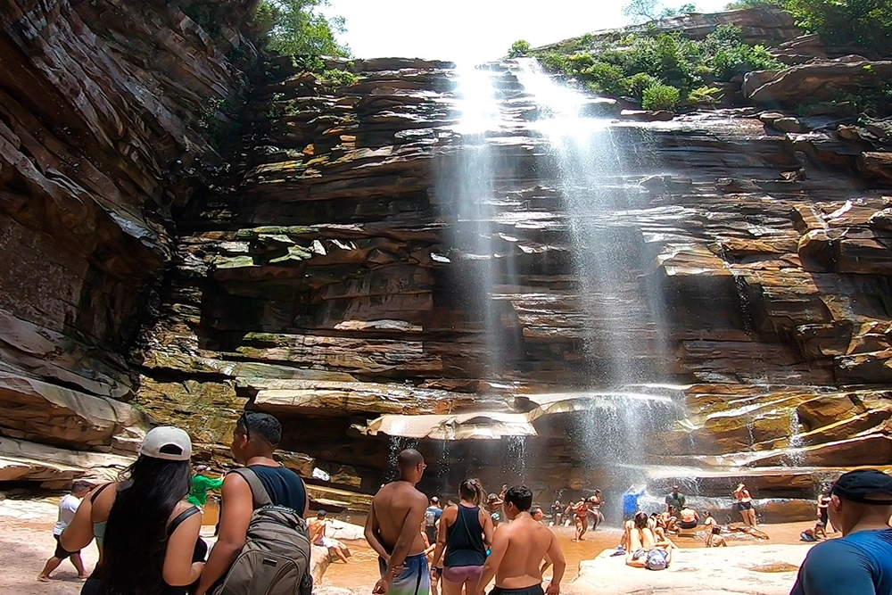 Vista frontal da Cachoeira do Mosquito com 70 metros de altura na Chapada Diamantina